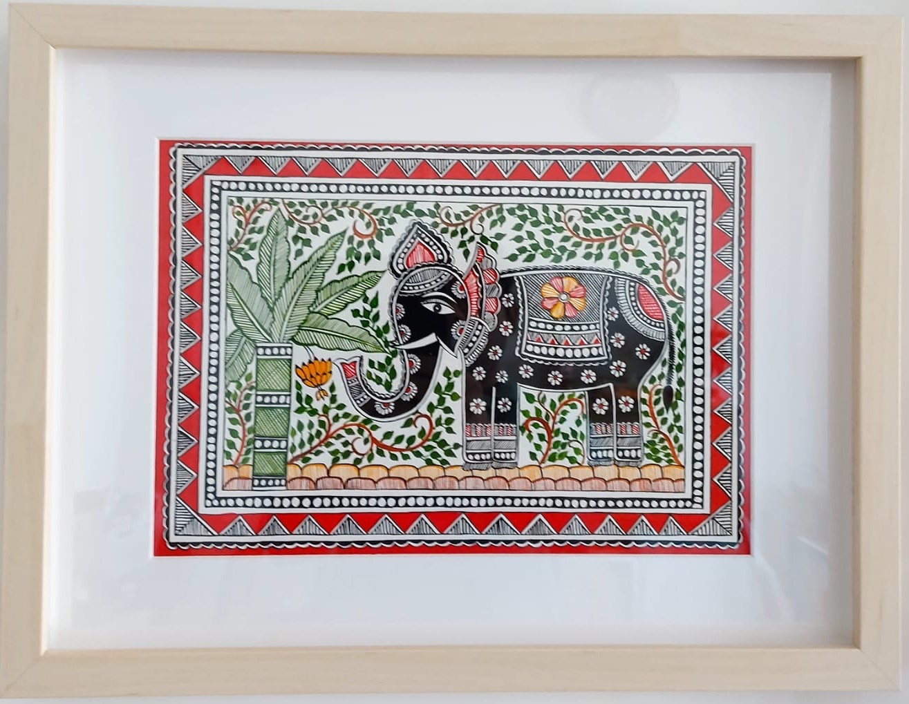 This image has an empty alt attribute; its file name is Elephant_Madhubani.jpg